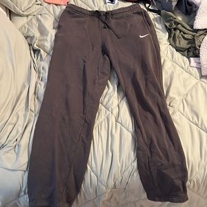 Nike sweat pants gray